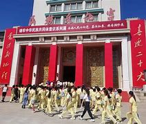 包含斯旺西城放手一搏，奋力争胜保卫主场颜面的词条